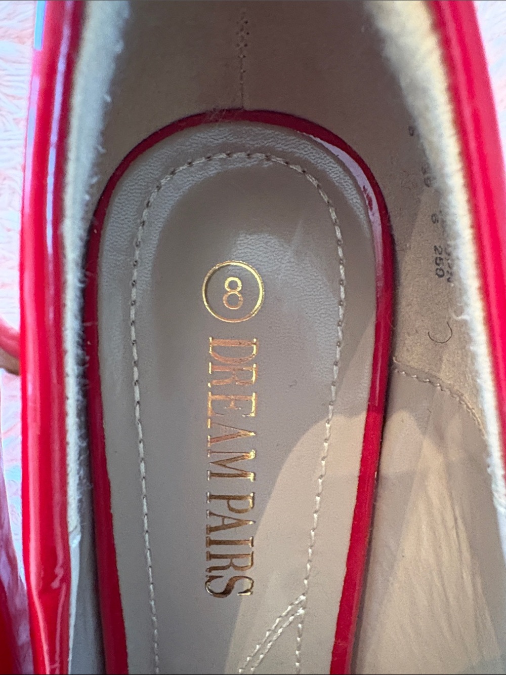 Red Patent Pointed-Toe Heels Dream Pairs - Picture 2 of 8